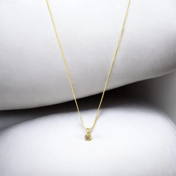 Single Stone Delight - Image 2